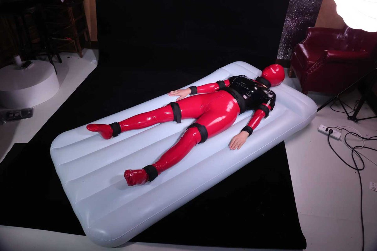 仟之k-KenzeFetish tweet media