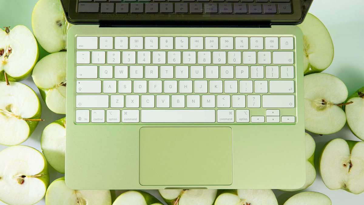 Rozetked tweet media