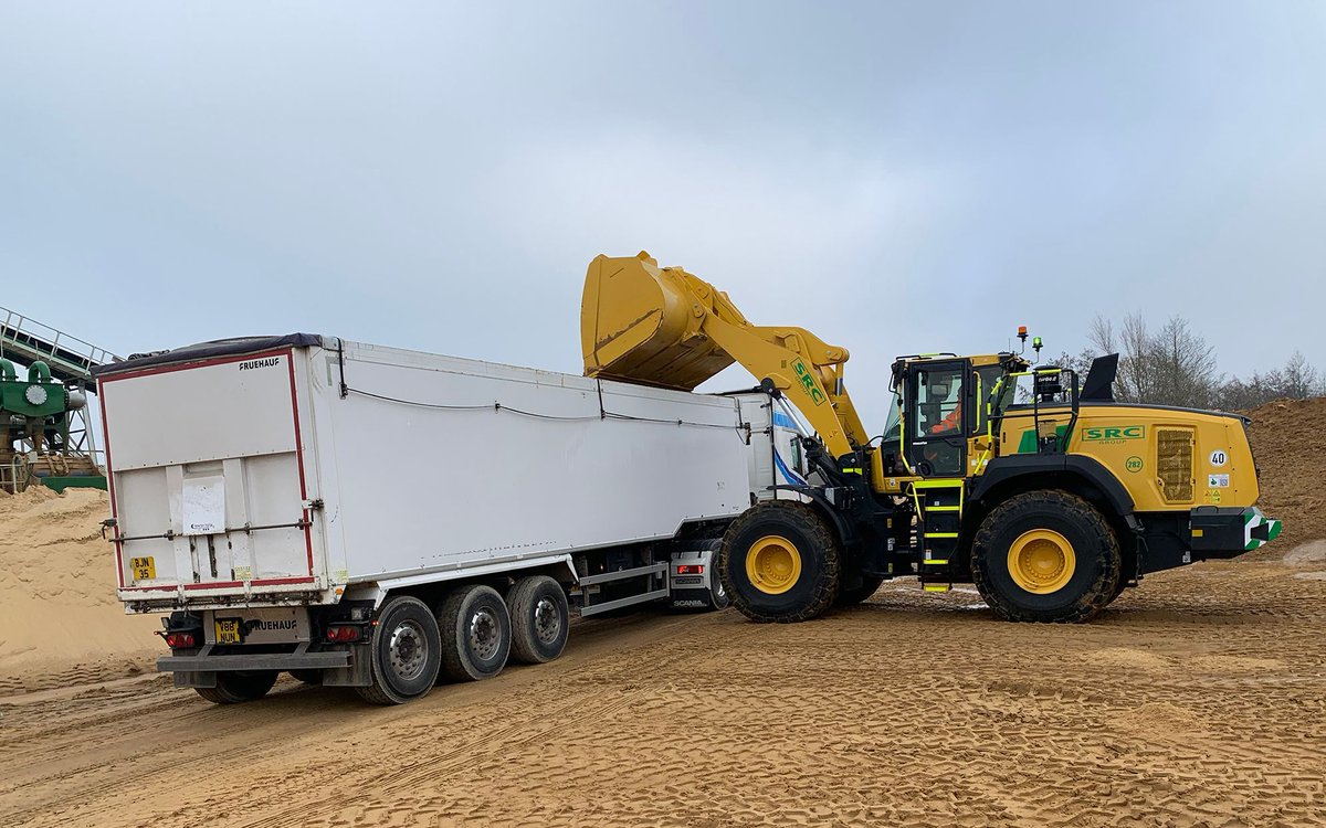 McHaleKomatsu's tweet image. A recently delivered Komatsu WA475-11 busy truck loading for the SRC Group.

Complete in Aggregate spec with:
- Aggregate boom with reinforced axles and frame
- 5.3m3 bucket
- Angle Feedback Joystick Steering

Learn more: bit.ly/40Hjm1E

#creatingvaluetogether #komatsu