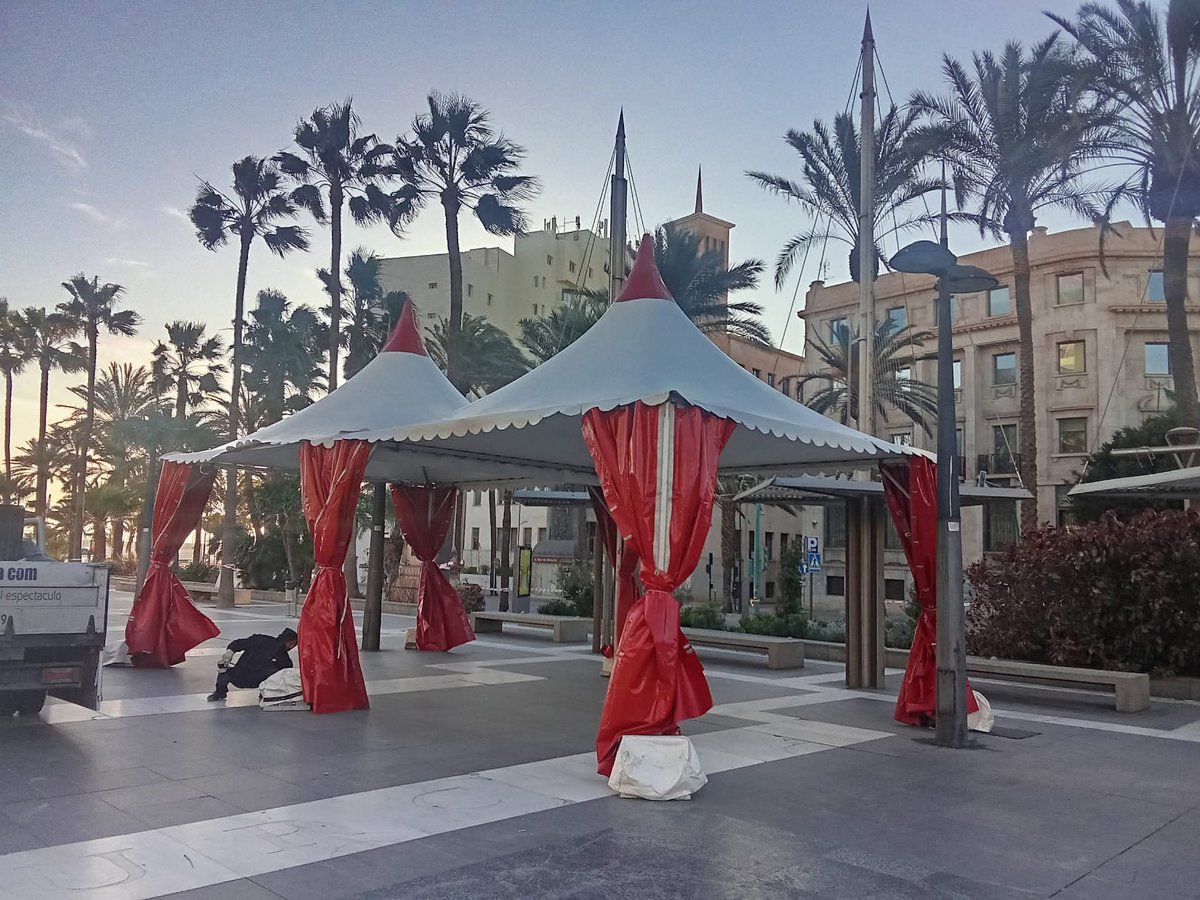 OlucarpaEventos's tweet photo. 📍 Kilómetros, montajes y muchos proyectos

Si estos días estamos algo menos activos por aquí es porque estamos volcados en varios eventos a nivel nacional.

#Olucarpa #EventosNacionales #CarpasParaEventos #Montajes https://t.co/Jzh6eFrBXb