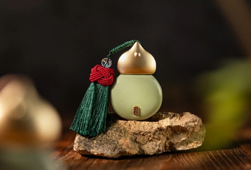 teaset_newwave's tweet image. 💄 Xiu Lu Lip Glaze &amp;amp; Yunchuan Yunuma Lip Mask – Long-lasting, silky lip color plus deep moisturizing &amp;amp; repair. Smooth, plump lips with vivid makeup effect, gentle daily lip care essential.✨
#LipGlaze #LipMask #LipCare #BeautyMakeup
shnewwave.com