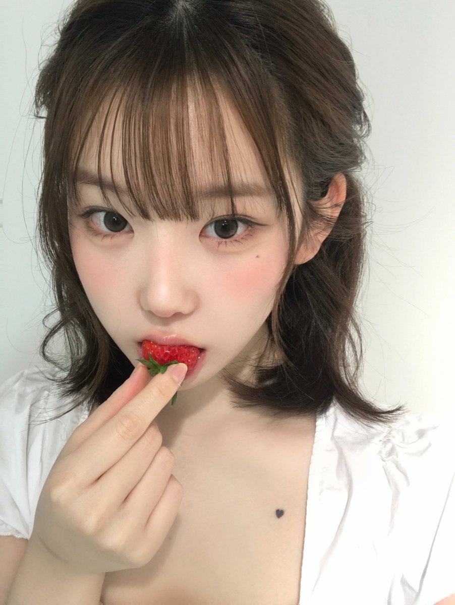 리퀴드 블러쉬 신규컬러 이벤트 많이 기다리셨지요? 
신규컬러 #팬시 #써니 로 봄에 다 맑자 다 피자 하고 싶은 트친들 🙌
🥭 rt + 팔로우 + 맘찍 만 하면 참여 완료 
🥭이벤트  03.11(수) - 03.20(금) 
🥭이벤트 경품 : 리퀴드 블러쉬 써니 + 팬시 컬러 2종 
🥭이당첨자 발표 : 총 10분 03.23(월)