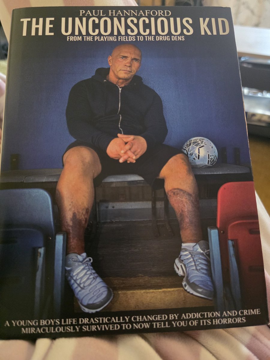 KatieMagnet's tweet image. What an absolutely brilliant book. All #team999 #education #teachers #wellbeing #therapy #youth should read it. Eye opening education to the life of an addict. Well done @paulhannaford  superb 👏👌