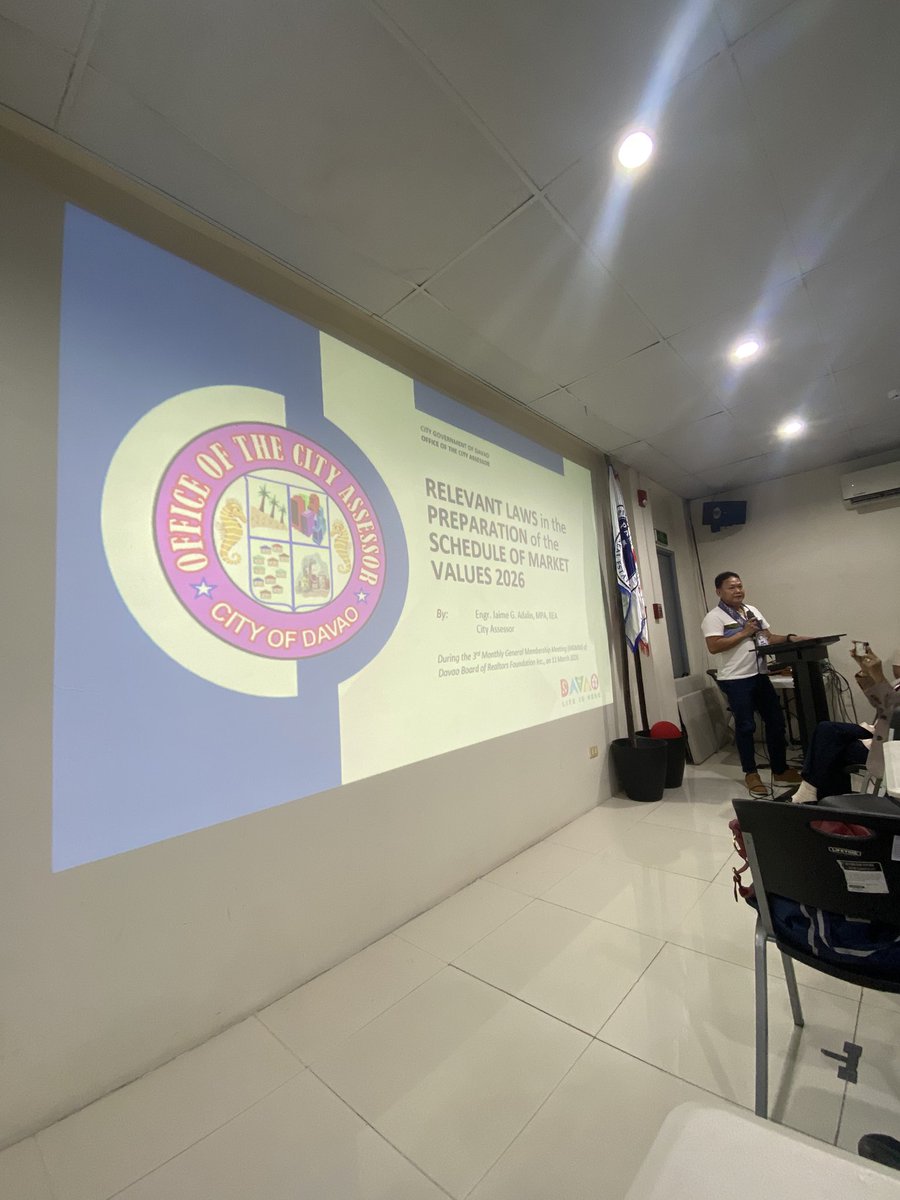 DakbayanRealty's tweet photo. With the City Assessor Engr. Adalin for the upcoming property valuation updates #RPVARA #DavaoPropertyValues #DakbayanRealty #DavaoRealtor https://t.co/uJ6FfhC5Kc