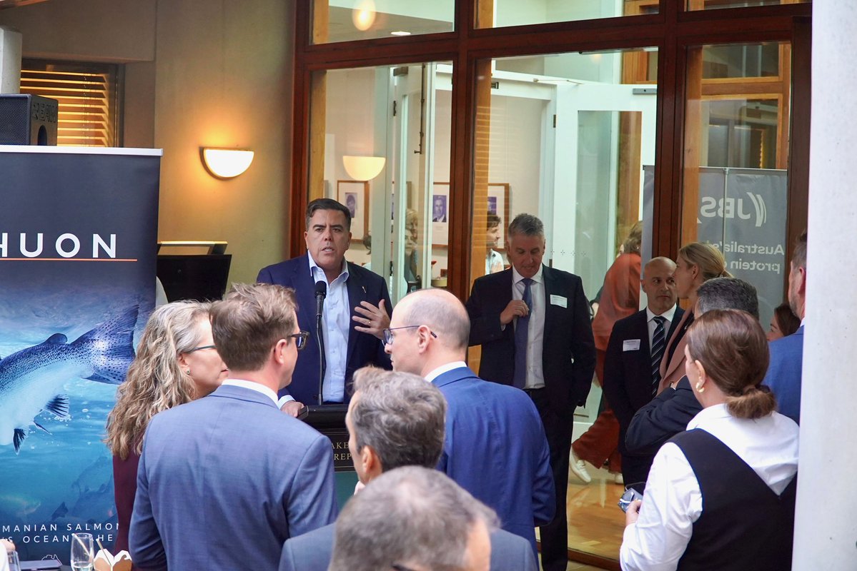 Milton Dick tweet media