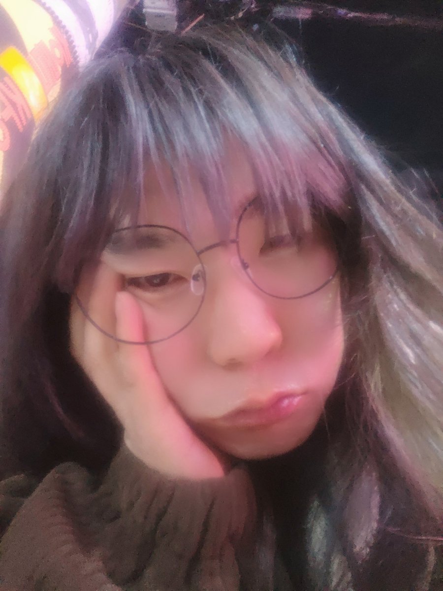 bit2222ch's tweet photo. 술취해서 사진열심히 찍었었넴ㅋㅋㅋㅋ https://t.co/XZQPx6Eh0s
