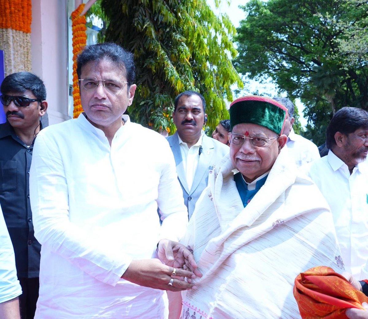 OffDSB's tweet photo. Hearty congratulations to His Excellency Shri Shiv Pratap Shukla Ji on taking oath as the Governor of Telangana at Raj Bhavan. Along with Hon’ble CM Shri @revanth_anumula Garu and my cabinet colleagues, extended my best wishes for a successful and impactful tenure ahead.
 #Telangana #ShivPratapShukla #RevanthReddy #RajBhavan