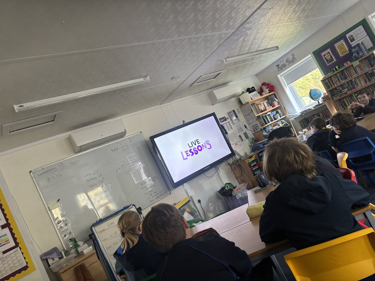 Whitchurch1's tweet image. Year 5 and 6 are watching the BBC live lesson for @ScienceWeekUK #wpsscience