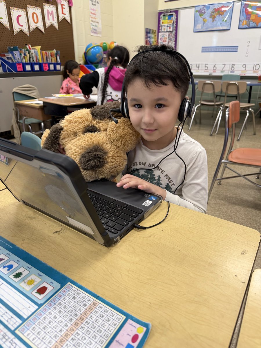 Padonia International Elementary School tweet media