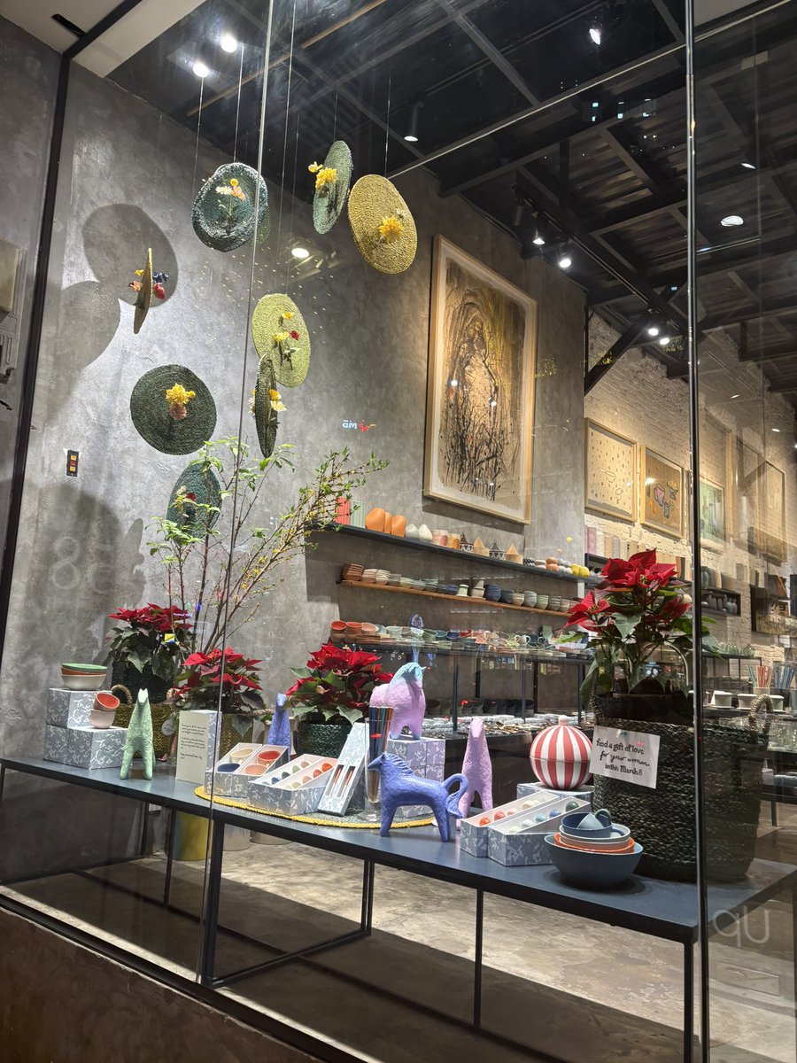HCMCityGuide's tweet photo. 【ひと味違ったお土産屋さん🛍️】
ホーチミンで雑貨好きなら『grade b』。ベトナムの陶器やインテリアがずらっと並ぶおしゃれなお店💅かわいいお土産探しにもおすすめ❗️
#gradeb #hochiminh #vietnam #ホーチミン観光 #ベトナム旅行 https://t.co/2SdARdYKEl