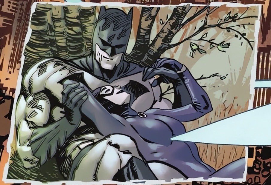 Catwomanlouvre's tweet photo. Selina relaxed in his lap is always so cute 🐈‍⬛ https://t.co/QirvBGMMYE