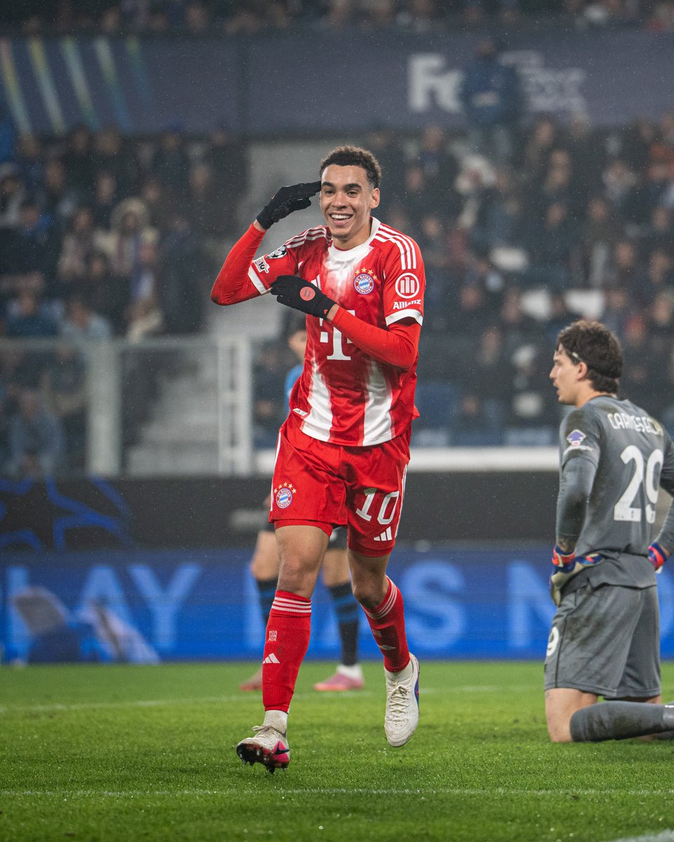 FC Bayern München tweet media