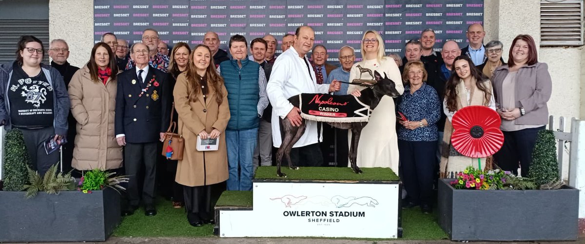 RobertCrawford's tweet image. After raising over £500,000 for the 2025 #PoppyAppeal the team from @PoppyLegion Sheffield/Rotherham had an enjoyable lunch @OwlertonStadium They got to meet race winner Dunbolg Formula @Owlerton_Racing @GreyhoundBoard @SheffieldStar @GreyhoundNewsUK @RPGreyhounds @PremGreyRacing