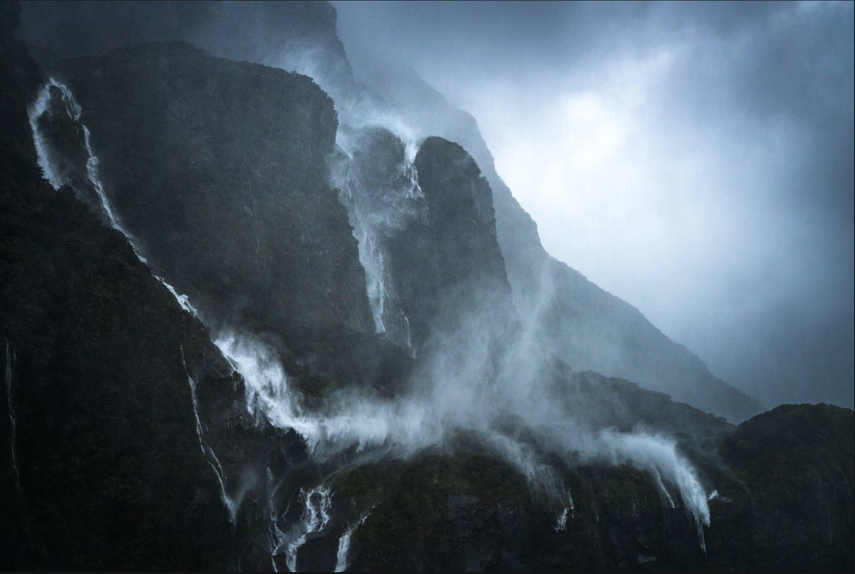 SteveMilgram's tweet photo. #Kilkenny #Kilkennyphoto #KPS In the Club this week: Pembroke Hotel Thursday at 8pm

We have a treat in store this week for all fans of Landscape Photography. We are joined by New Zealand photographer William Patino who will showcase his stunning Landscape portfolio. https://t.co/y7d8DLhIiu