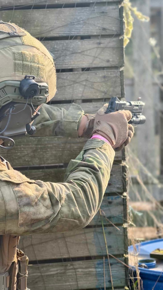 jasny_0528's tweet photo. Last weekend gaming 
Big drums better
#airsoft #siaga12 #ITPairsoft https://t.co/FsqpdKeF0G