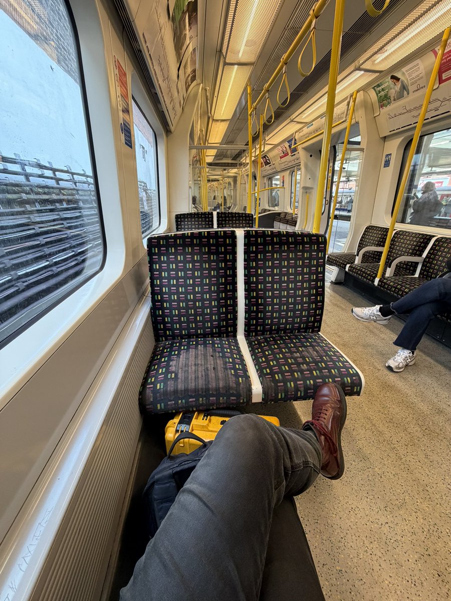 Alastair Hilton tweet media