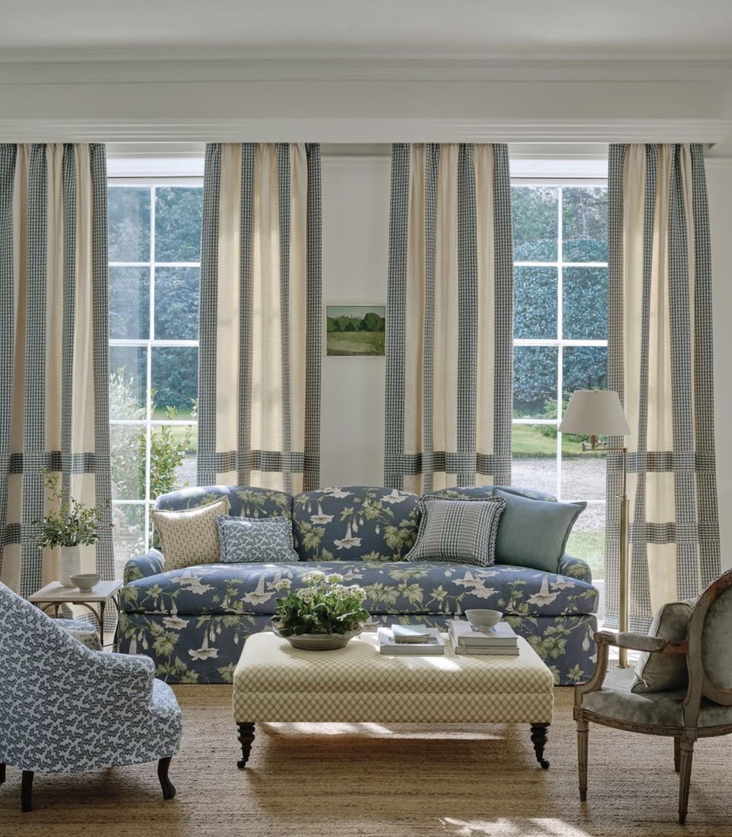 Fresh and Floral ⁠
⁠
The Yvette print from Colefax &amp; Fowler is a unique interpretation of majestic datura flowers and lush foliage, screen printed onto a weighty linen ground.
⁠
Take a look at our bespoke soft furnishings at curtaincraft.co.uk or contractcurtains.co.uk