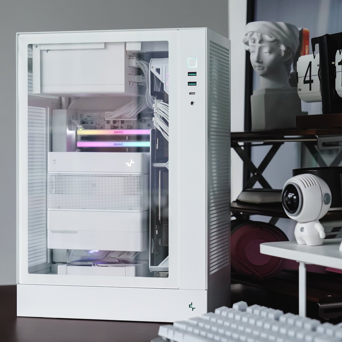 DeepCool_JAPAN's tweet photo. デスクにすっと馴染む、シンプルなPC
#DeepCool #CH170PLUS #ASSASSINIV #自作PC https://t.co/pVAG688xaR