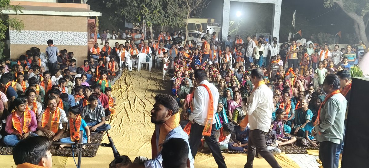 VedantTrivedi10's tweet photo. संघ शताब्दी वर्ष के उपलक्ष्य में कर्णावती महानगर के सरखेज नगर में आयोजित हिन्दू संमेलन 🚩🙏
@RSSorg https://t.co/dblrns4Ete