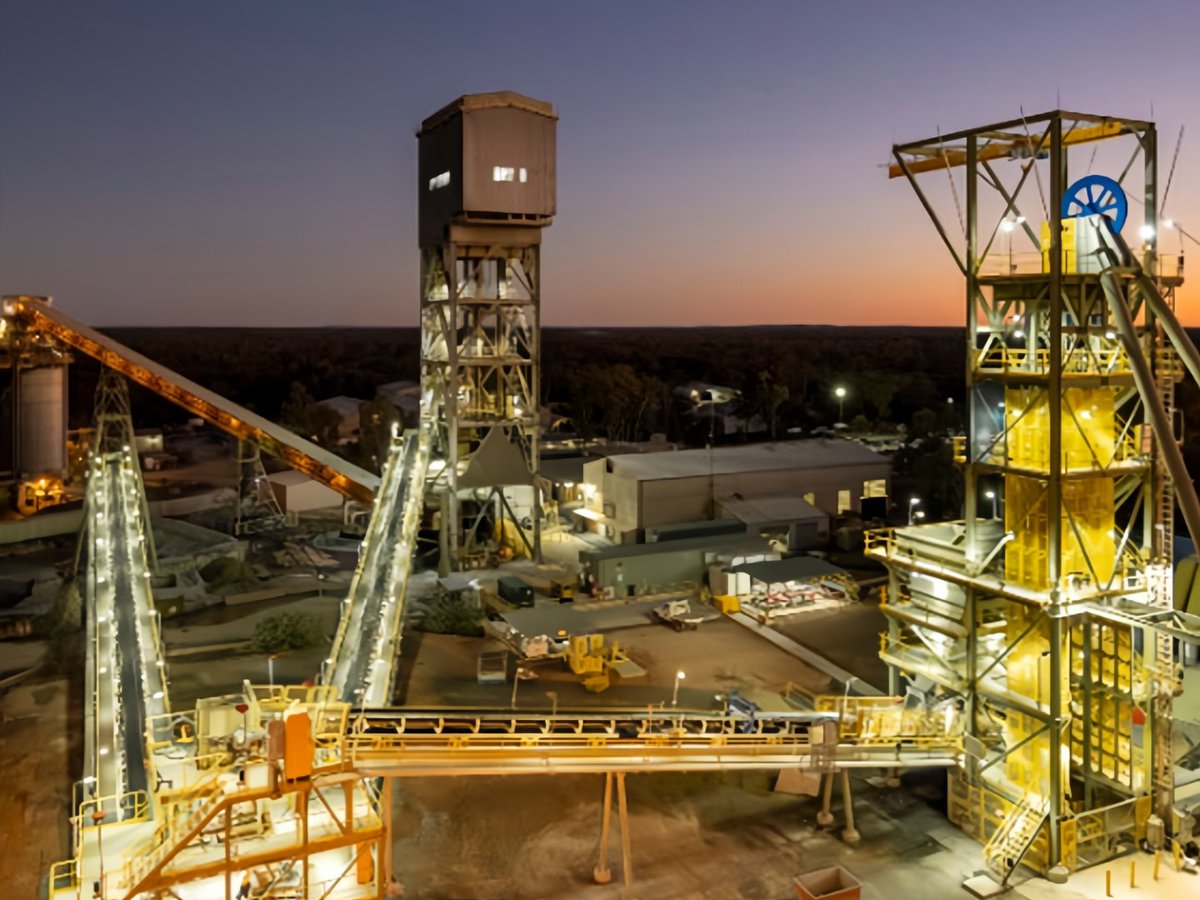 Mining Review Africa tweet media