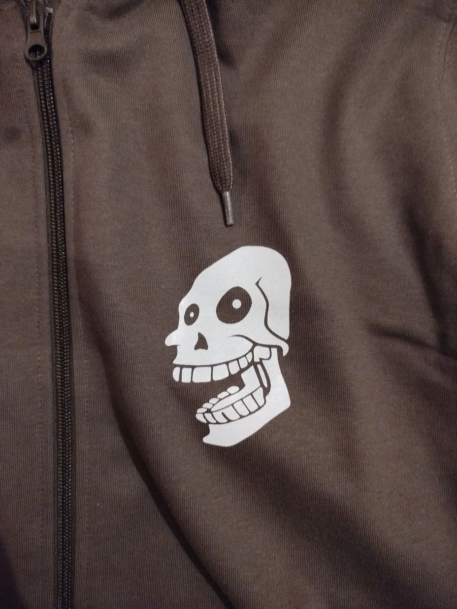 Laughbanging Podcast tweet media