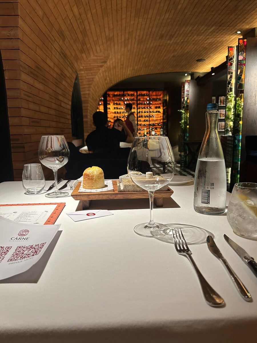 a special date for men is just an average dinner for female friendship