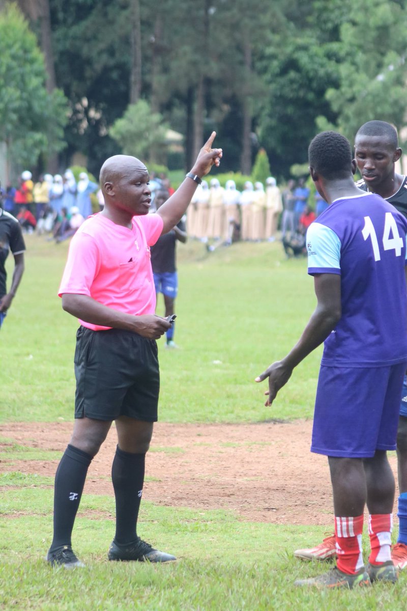 BugandaSchools's tweet photo. Full-time 

High Way SS Kiganda 1-0 Kawanda SS

⚽️Abudallah Nsubuga https://t.co/5sp3TceClO