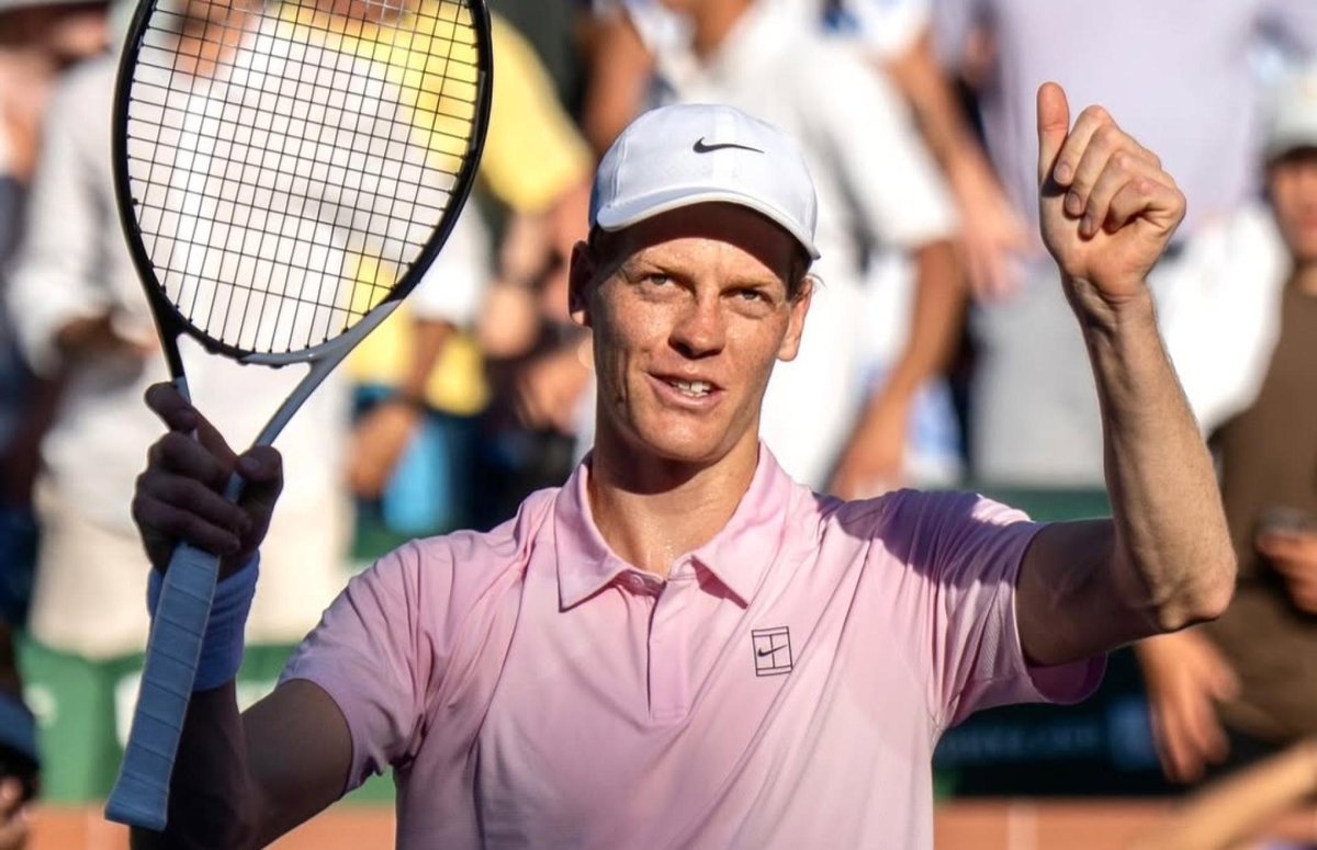 Jannik Sinner: "Fonseca? Ogni giocatore è diverso. Non prevedo il futuro ma...".
L'italiano ha parlato del talento brasiliano in conferenza stampa dopo averlo battuto
tennisworlditalia.com/tennis/news/Ja…
#JannikSinner
