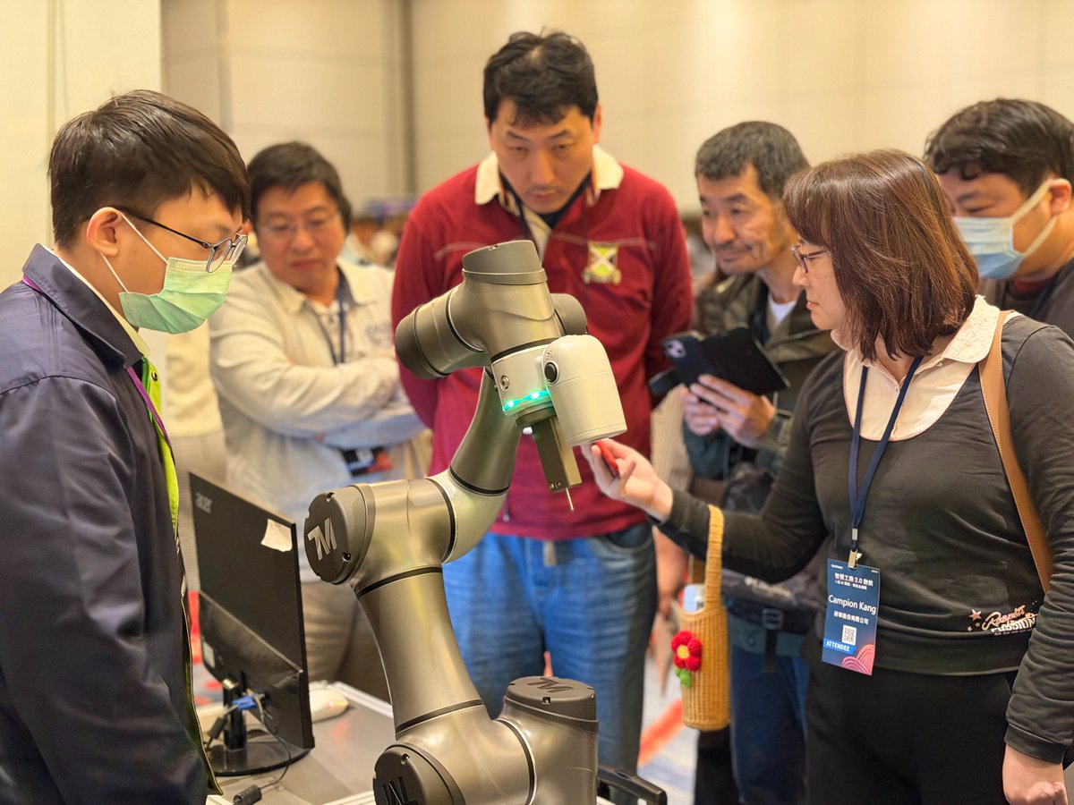 Techman Robot tweet media