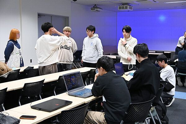 GlobalGameJam tweet media