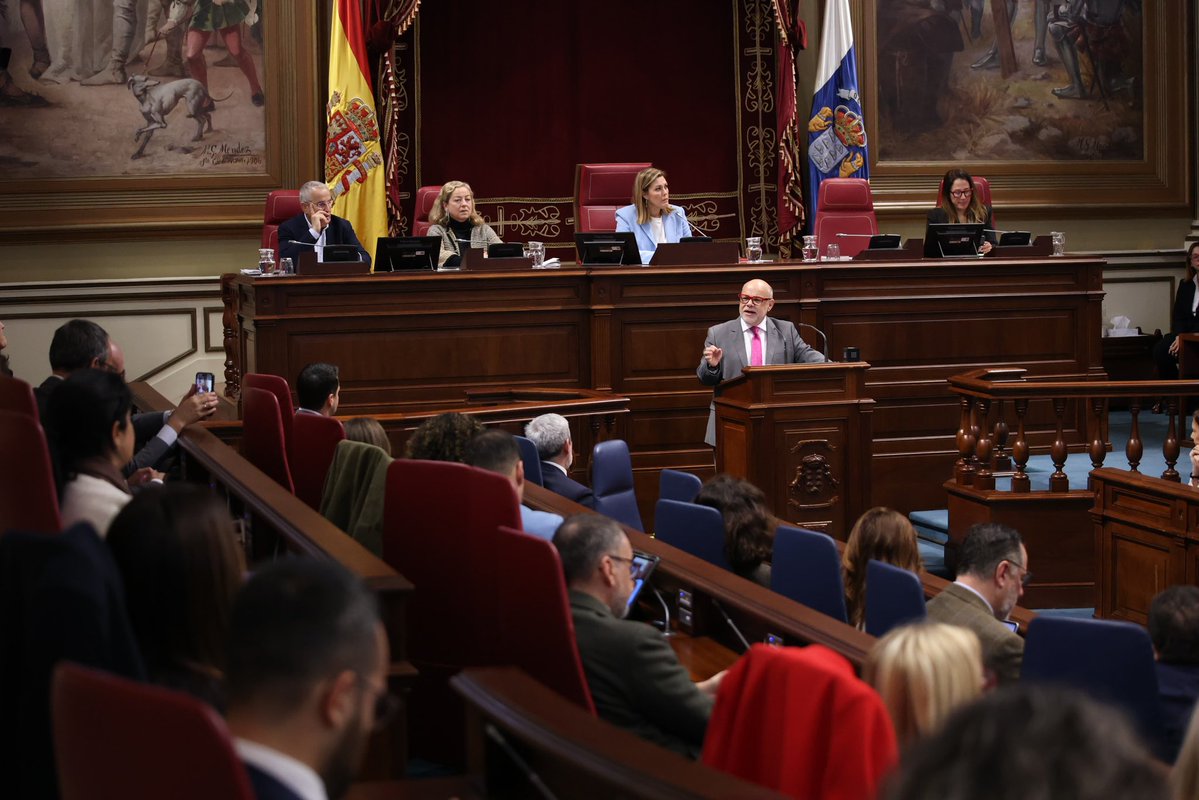 Parlamento Canarias tweet media
