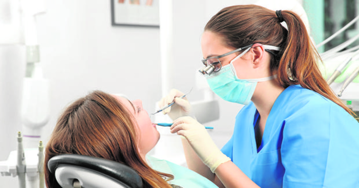 Los permisos retribuidos para acudir a consultas médicas establecidos en los planes de igualdad incluyen el dentista (Sentencia de la Sala de lo Social del TS, nº 128/2026, de 4 de febrero de 2026, Rec. 17/2025).