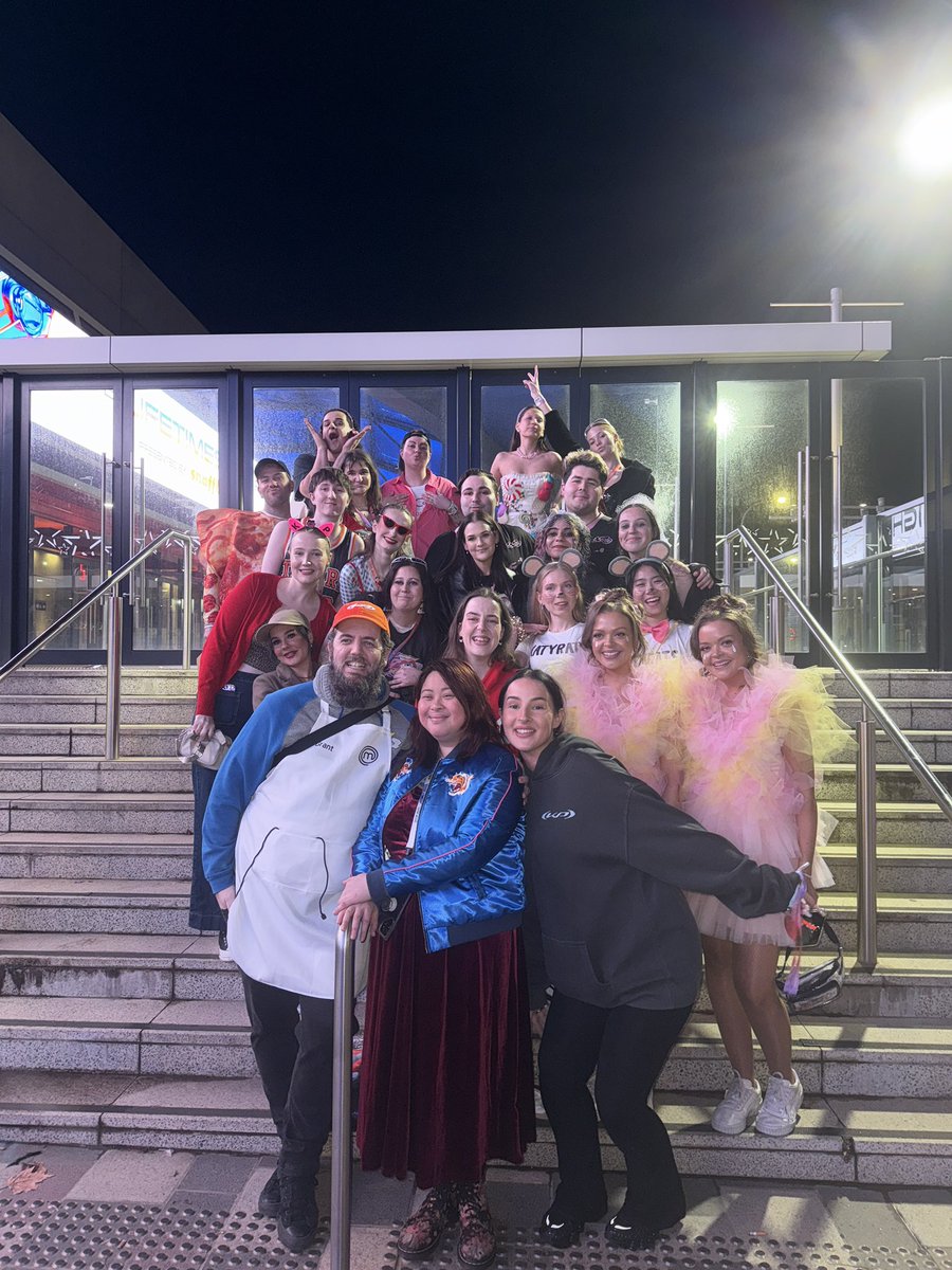 phoebs 🦋🌈 tweet media