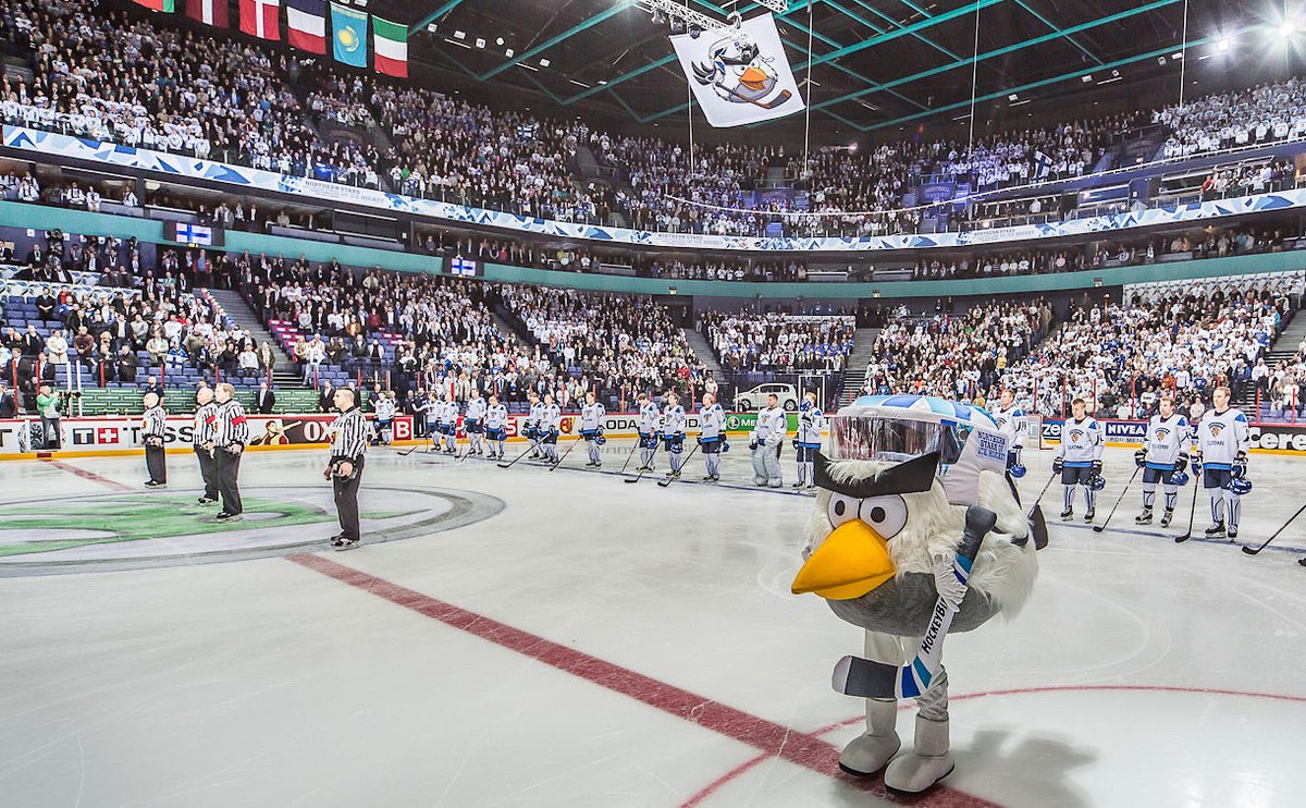 leijonat's tweet image. 2030 jääkiekon MM-kisojen hakuprosessi etenee – Helsinki ja Riika ehdolla kisakaupungeiksi: leijonat.fi/maajoukkueet/a… 
Kuva: Ralph Larmann
 #Finhockey #IIHF #MensWorlds #VeikkausArena @lhf_lv @helsinki