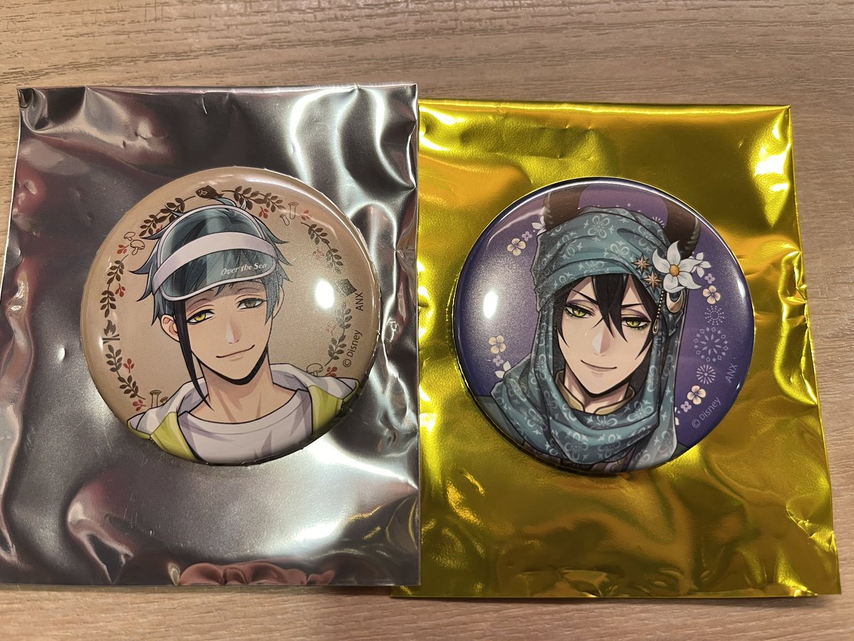 torque_spin's tweet photo. 【交換】 ツイステ展 缶バッジコレクション vol.2 

譲: フロイド マレウス

求: レオナ

ただ今展示会場近くの六本木の飲食店におりますので、本日会場〜六本木近くにてお取引可能な方。
検索からお気軽にお声掛けください。 https://t.co/trFFID6QvG