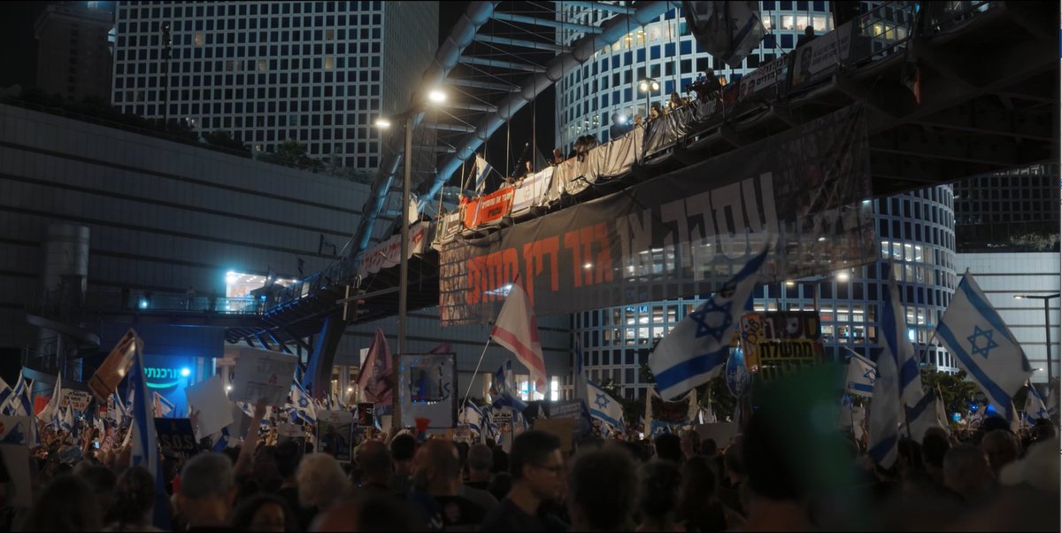 PublicsenatPro's tweet photo. " Les guetteuses du 7 octobre", suivi d'un débat présenté par @fitouss dans "Un monde en doc" 

📆 Samedi 14 mars à 21h

https://t.co/hURye3Stqa https://t.co/SSYPktZlix