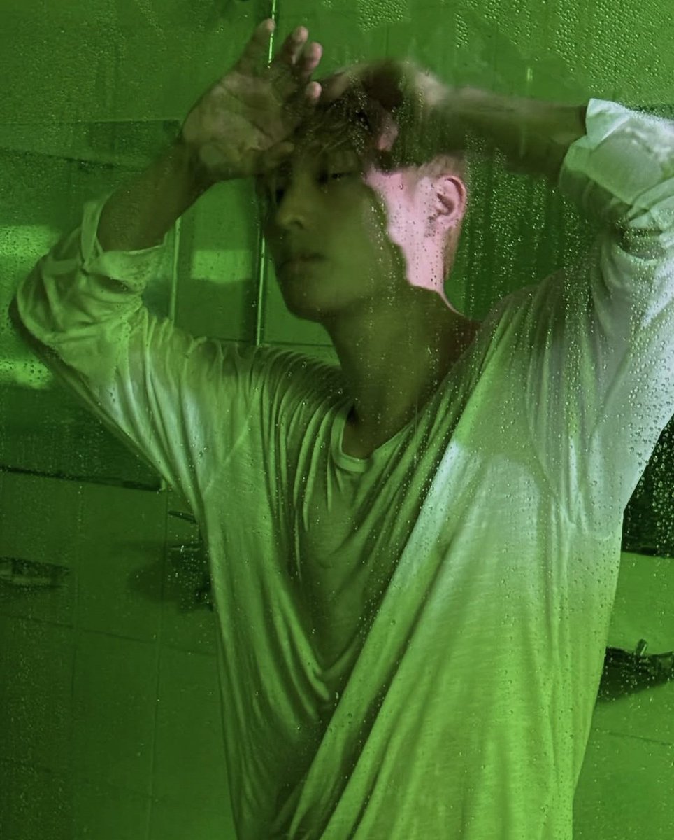 jbjny_'s tweet photo. let's...take a shower together...? https://t.co/Utw2SnzaZv