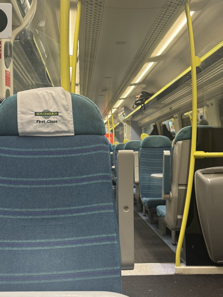 Ashley Eleanor tweet media