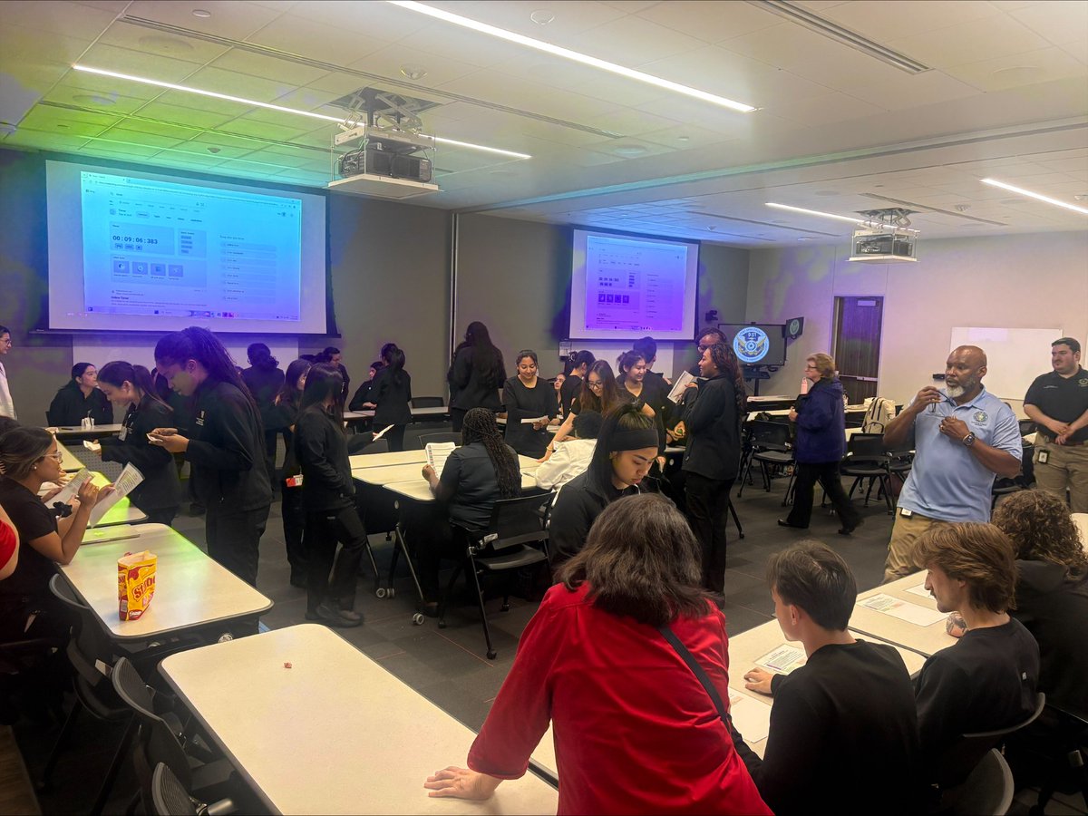 UH Andy and Barbara Gessner College of Nursing tweet media