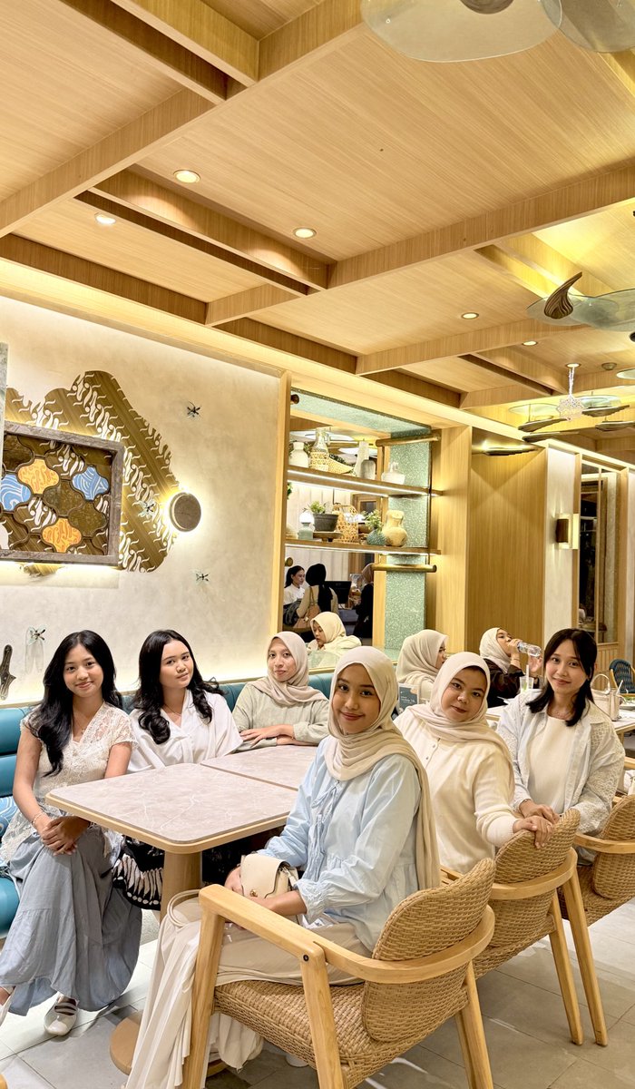 fay ୨ৎ tweet media