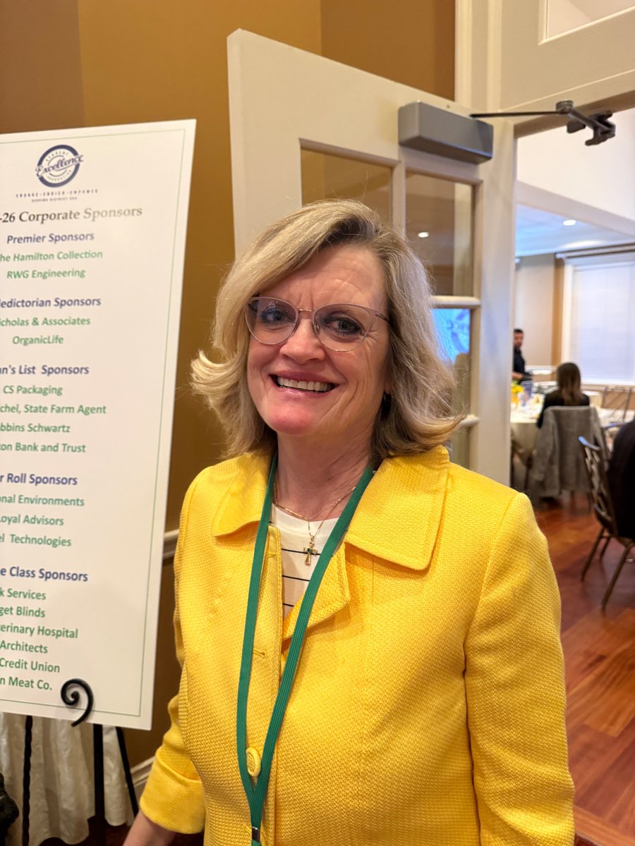 Student Excellence Foundation tweet media