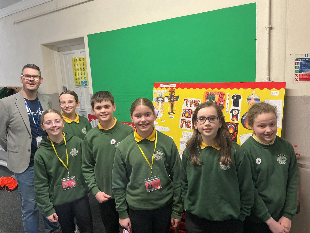 Dosbarth Miss Thomas tweet media