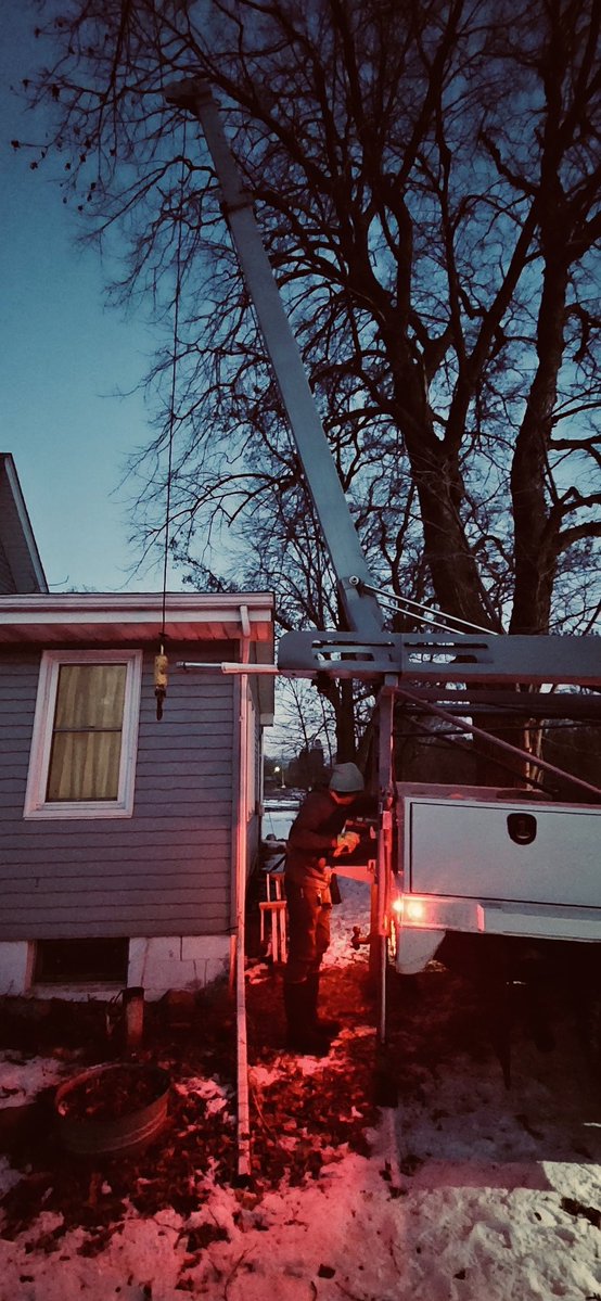 RiversEdgeWell's tweet image. Sometimes the job doesn’t stop when the sun goes down. 🌙💧

Tonight we stayed on site into the evening to make sure this customer had water running again before the day was over. 

📞 Give us a call anytime. 651-247-7805

#WellService #WellRepair #NoWater  #CustomerFirst