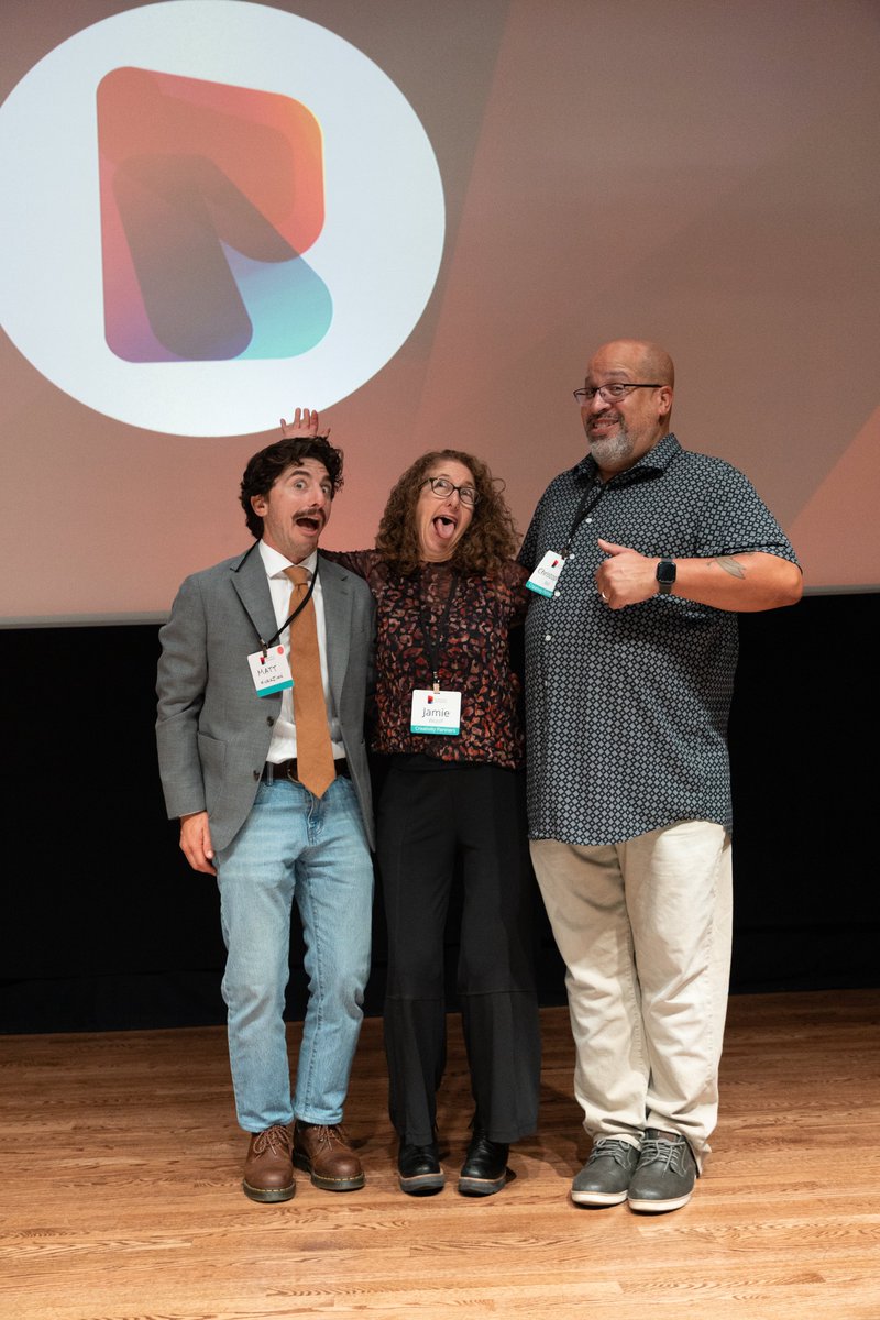 Responsive Conference tweet media