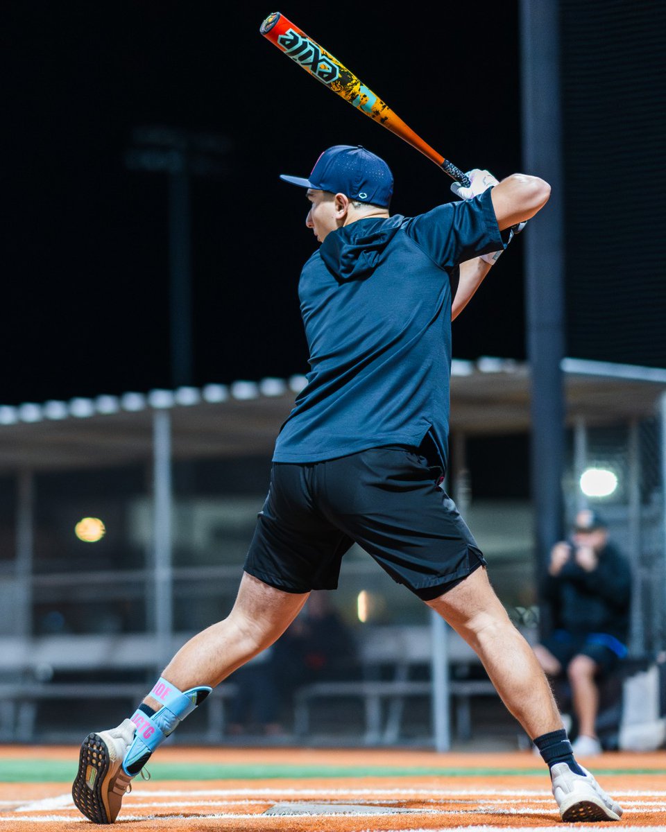 DeMarini's tweet photo. Exile in action 💪 https://t.co/hGpTMwnCIv