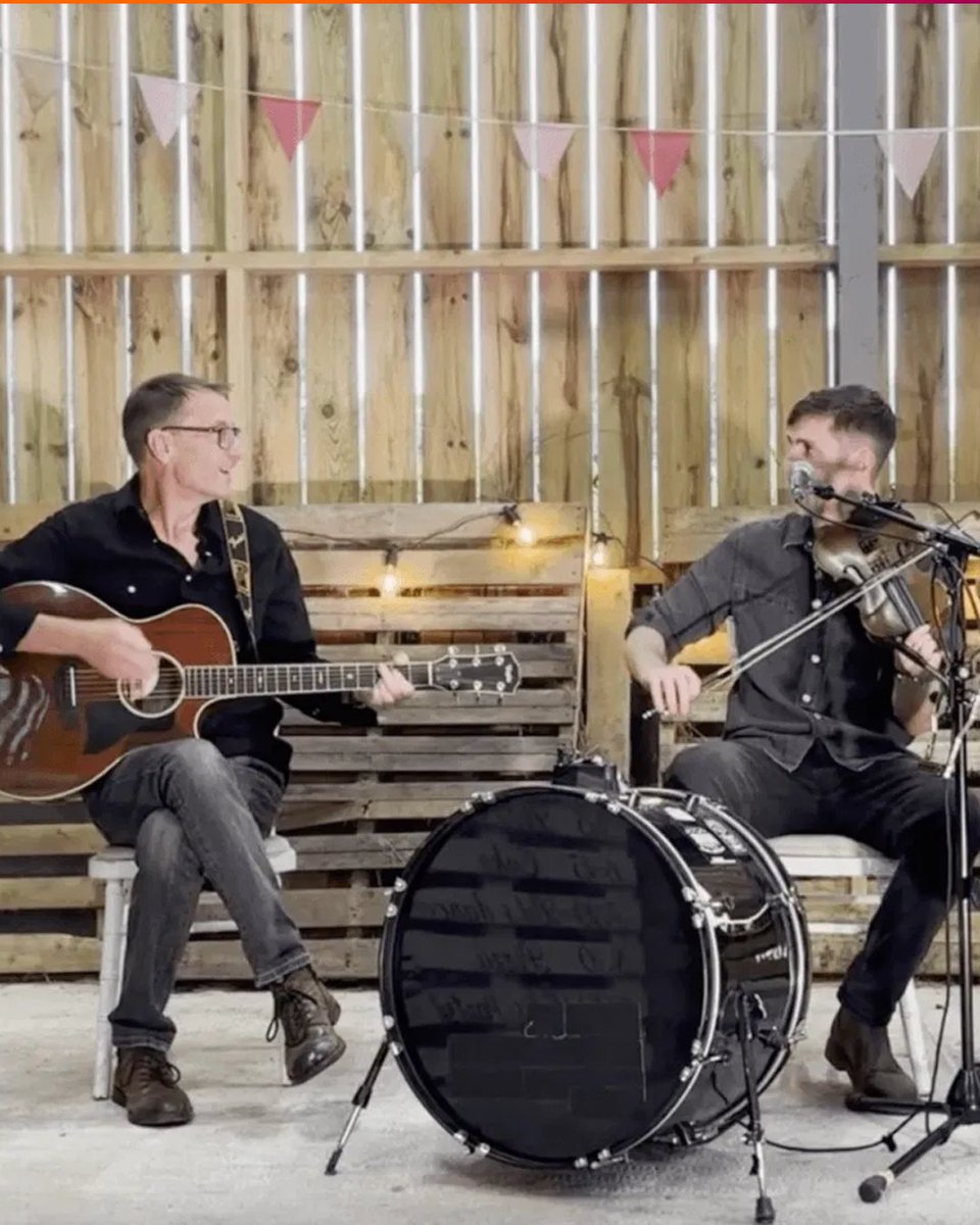 alivenetwork's tweet image. Planning an intimate wedding? 🎶 

The right live music creates warmth &amp;amp; connection! Acoustic duos like The Country Hoedowners add a relaxed, feel-good vibe that's perfect for small celebrations. 💖

Discover them here: alivenetwork.com/The-Country-Ho…

#IntimateWedding #SmallWedding