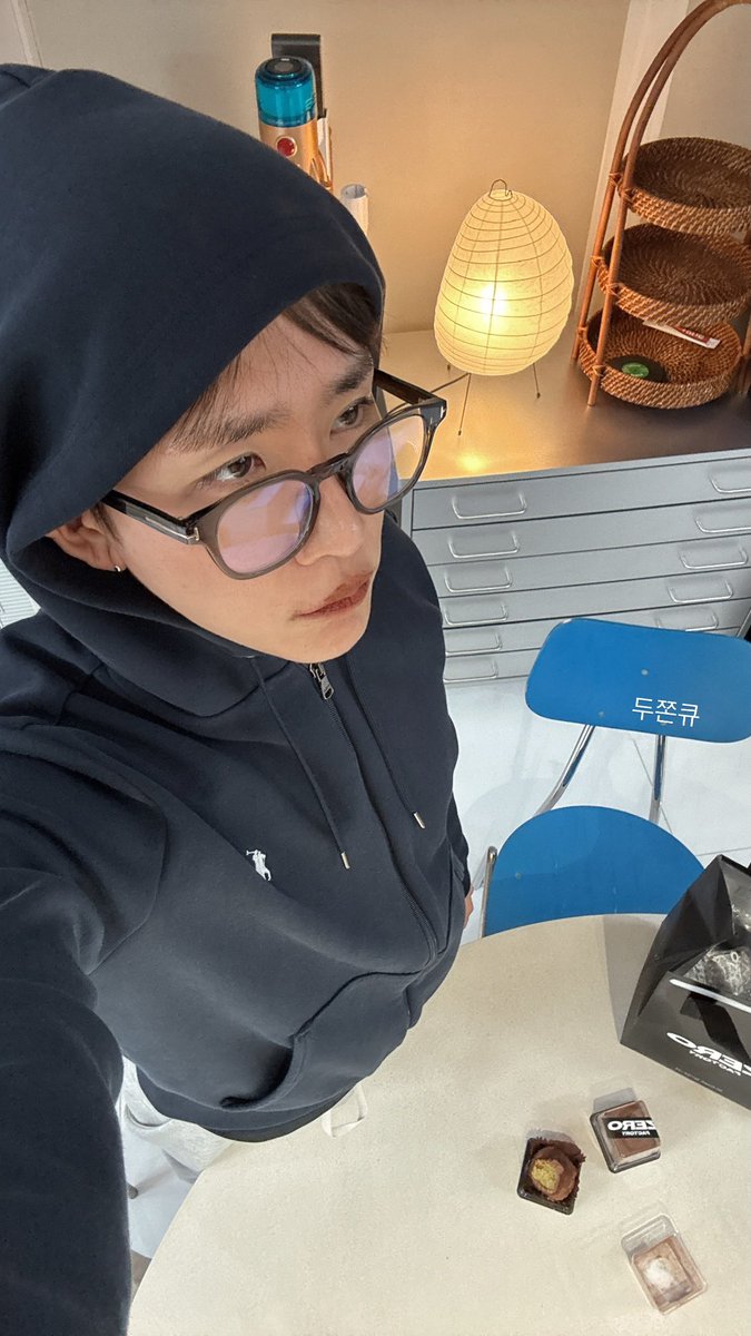 BBangbear_'s tweet photo. 여전히 귀엽고 여전히 바부같음
26년에 나이는 나만 먹었나 https://t.co/rij4iqwcJZ