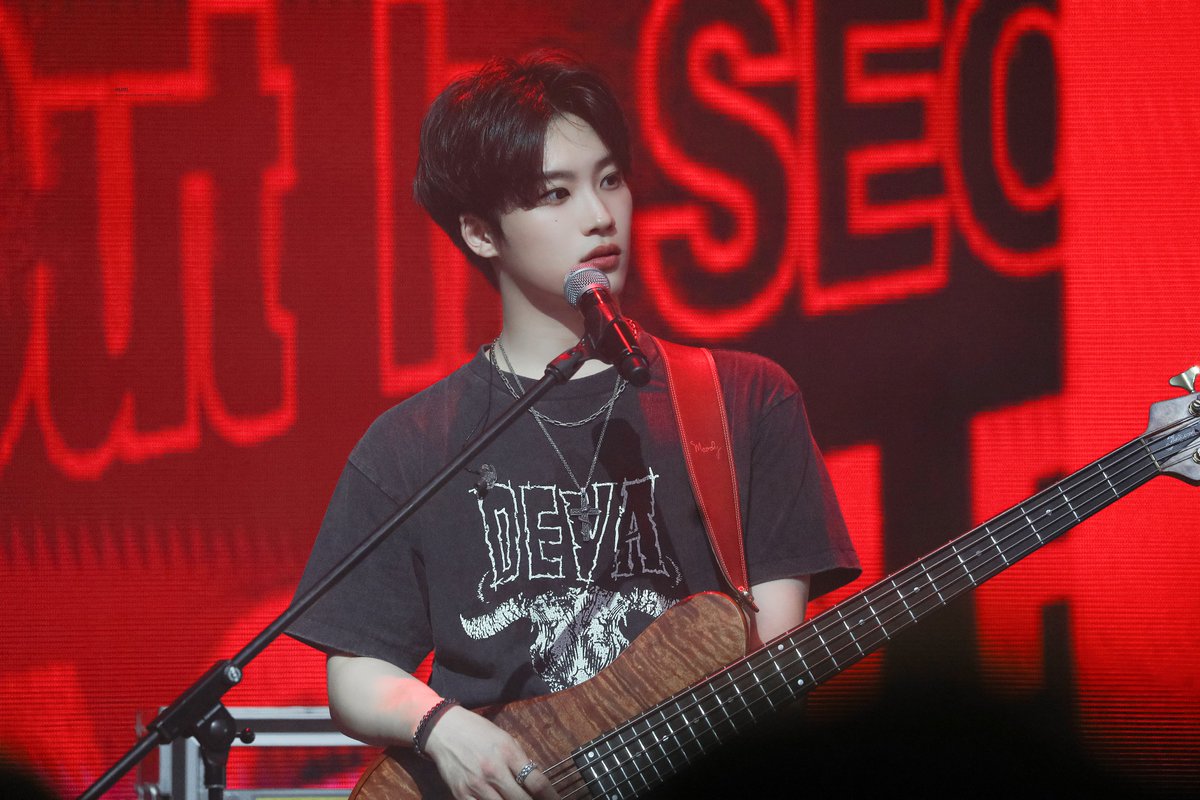 ofanyouth's tweet photo. 편성현 생일 축하해!! ♥
성현이도, 성현이의 생일을 축하해주는 모든 사람들도 마음대로 다 되고 아주아주 행복하길☘️

#성현이_축하축하축하축하해줘 https://t.co/wJluIdud50