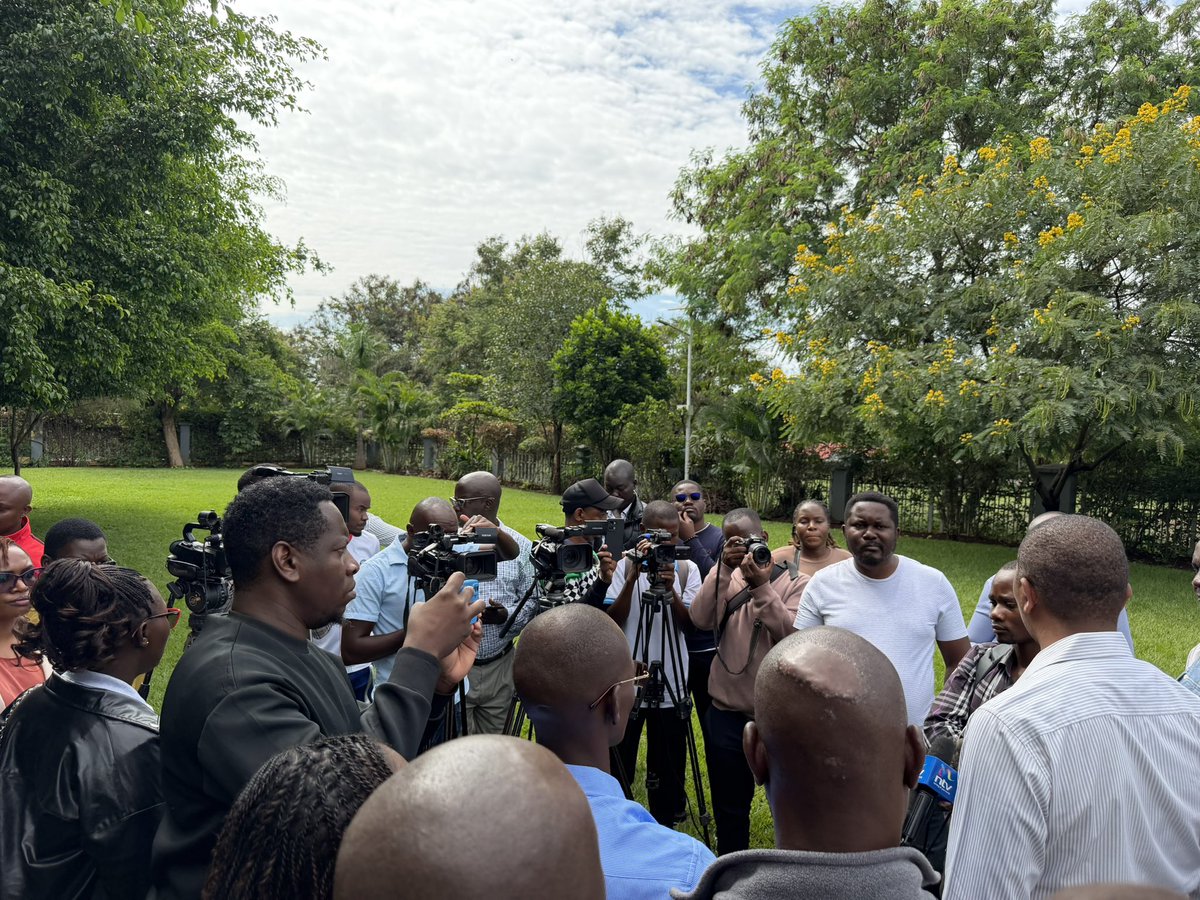 Still on Irungu Nyakera.

Let me now focus on his press conference this morning. 

He didn't deny that he owes Lake Basin Development Authority rent arrears amounting to millions of Shillings.

He also didn't dispute the fact that PS Raymond Omollo is not the owner of Lake Basin