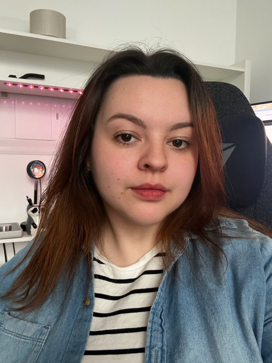 jules 🫵🏼 tweet media